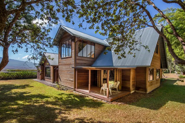 a view of a storage & utility room
