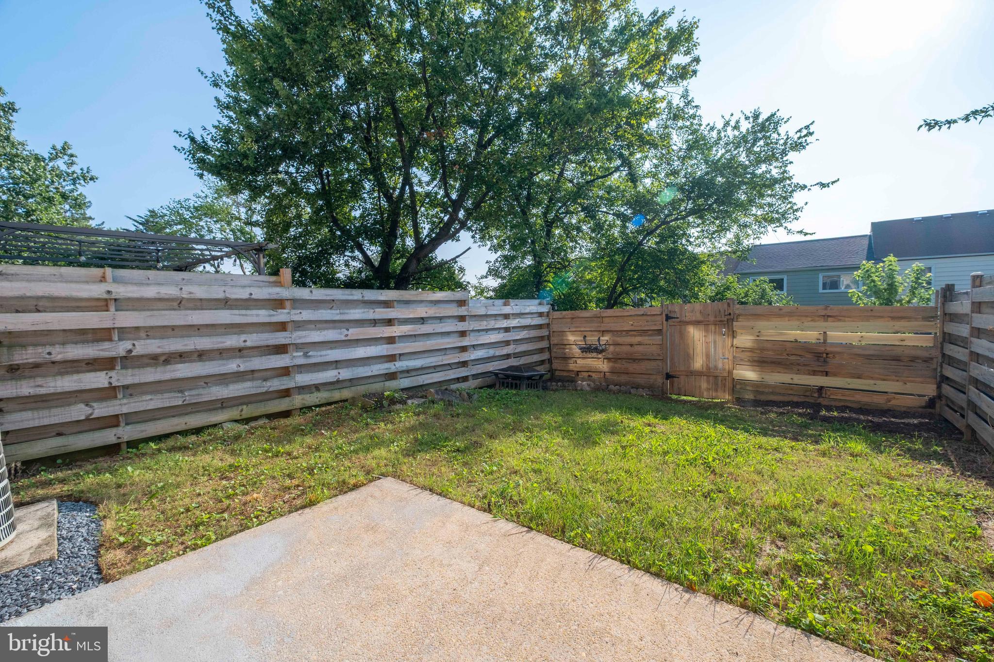 50 Timber Rock Road Gaithersburg, MD 20878 - Photo 4 of 88 Gallery Image 4