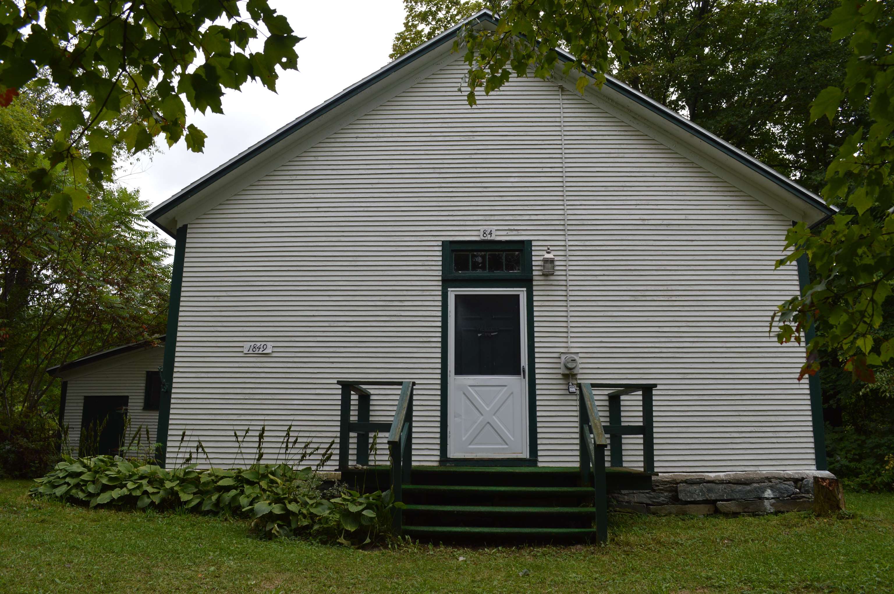 84 N Road Fletcher, VT 05448 - Photo 8 of 40