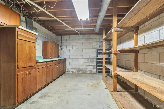 $262,500 | 11166 Highway 161, Dale, IN 47523