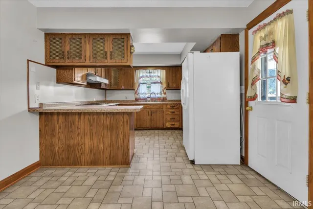 $262,500 | 11166 Highway 161, Dale, IN 47523