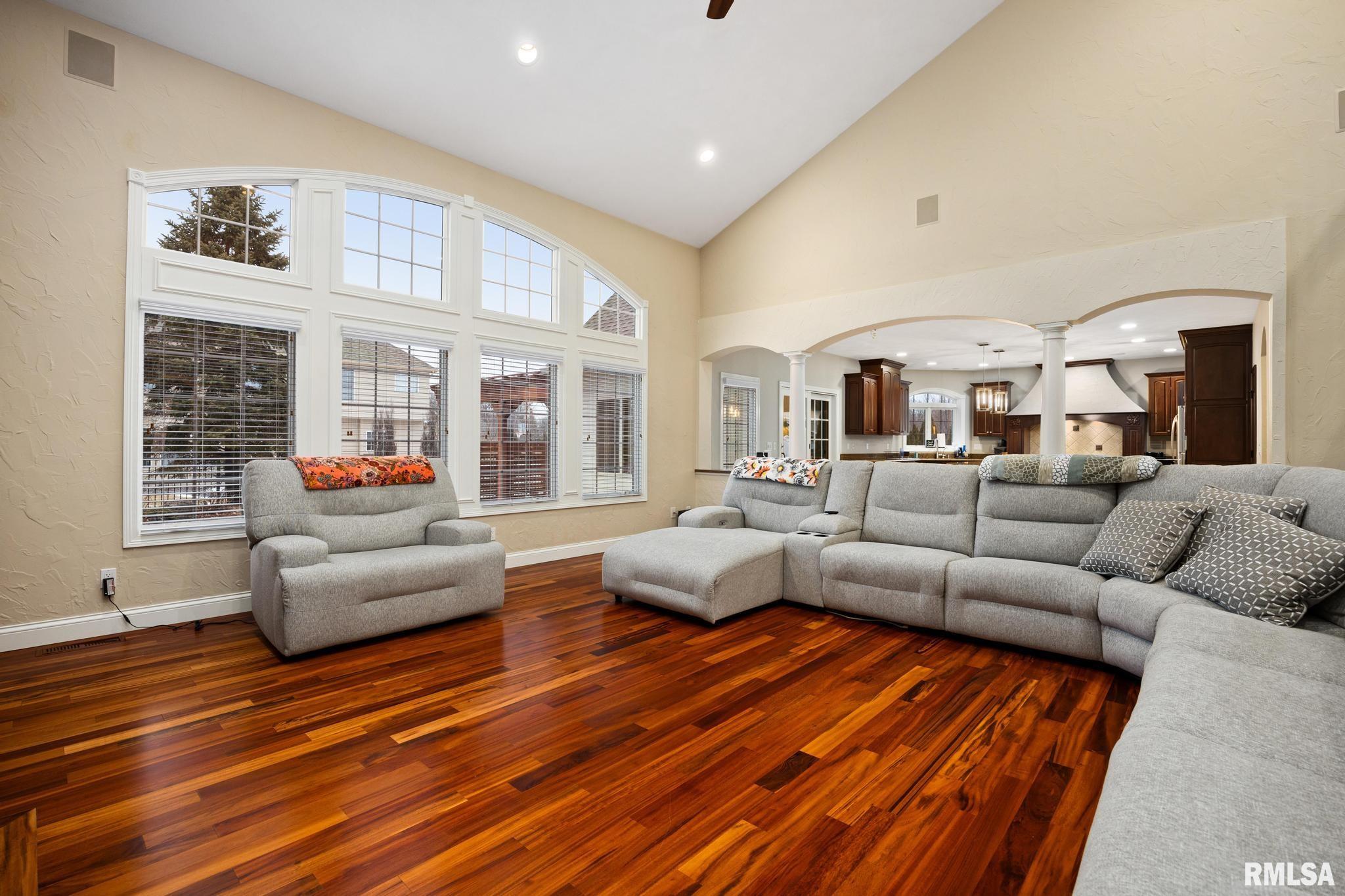 31 Sapphire Point Morton, IL 61550 - Photo 13 of 62