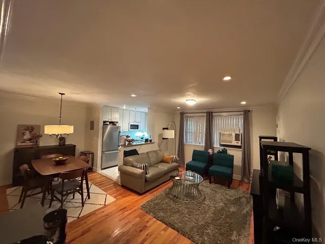 $298,000 | 199-11 19th Avenue, Unit 2170 | Clearview