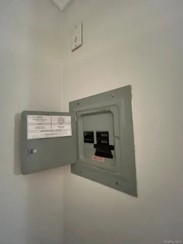 $298,000 | 199-11 19th Avenue, Unit 2170 | Clearview