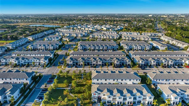 $2,650 | 2649 Southeast 13th Street, Unit 2649, Homestead, FL 33035