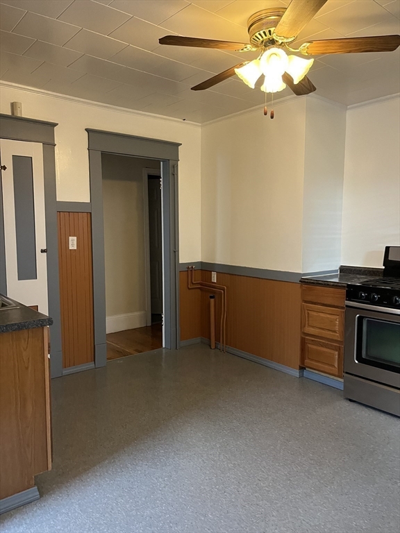 46-48 Milton Street Springfield, MA 01151 - Photo 9 of 24