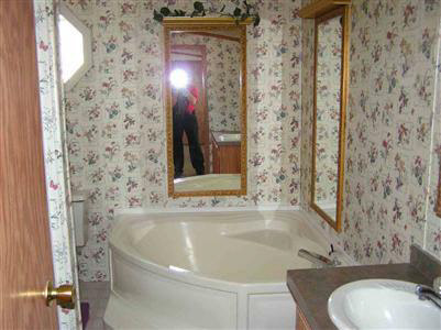 2198 East Judd Road Burton, MI 48529 - Photo 3 of 9 20136275-2.JPG