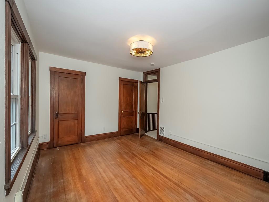 5519 Howe Street Pittsburgh, PA 15232 - Photo 16 of 26 Gallery Image 16