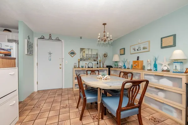 $334,900 | 467 High Street, Unit 11, Hampton, NH 03842