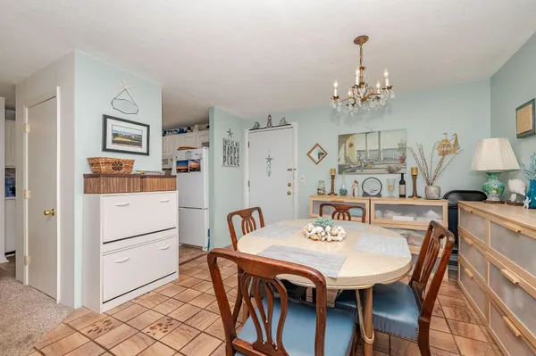 $334,900 | 467 High Street, Unit 11, Hampton, NH 03842
