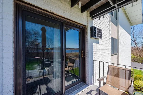 $334,900 | 467 High Street, Unit 11, Hampton, NH 03842