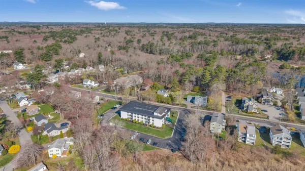 $334,900 | 467 High Street, Unit 11, Hampton, NH 03842