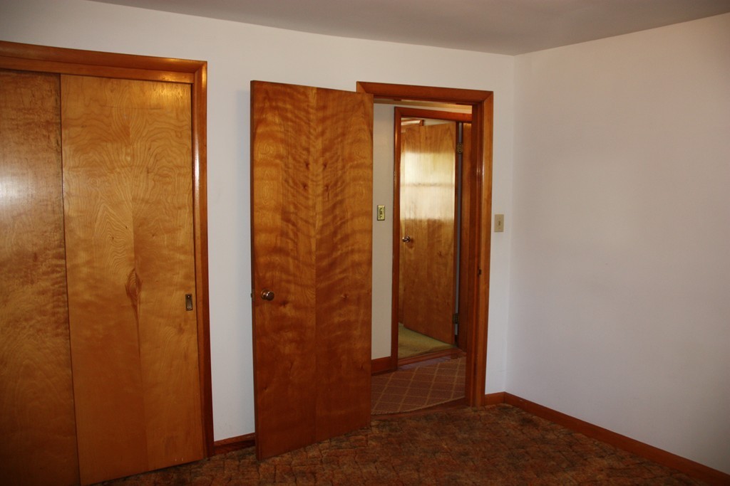20 Locust Avenue Worcester, MA 01604 - Photo 13 of 21 Gallery Image 13