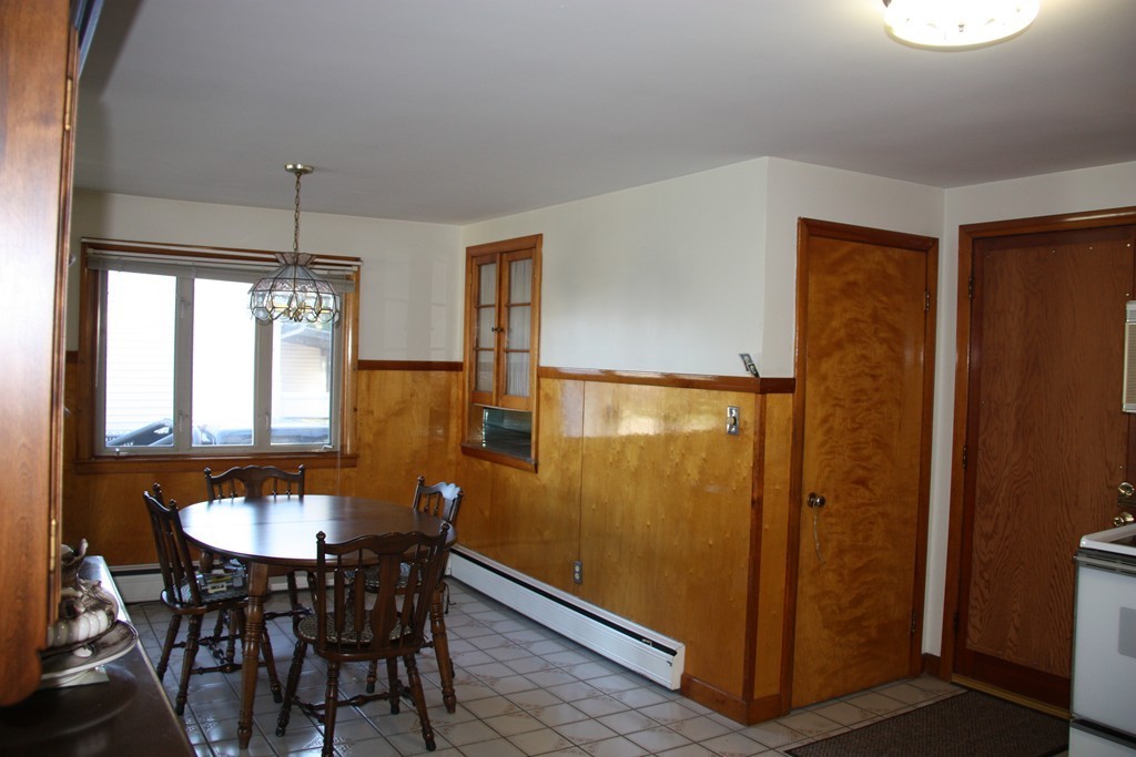 20 Locust Avenue Worcester, MA 01604 - Photo 4 of 21 Gallery Image 4