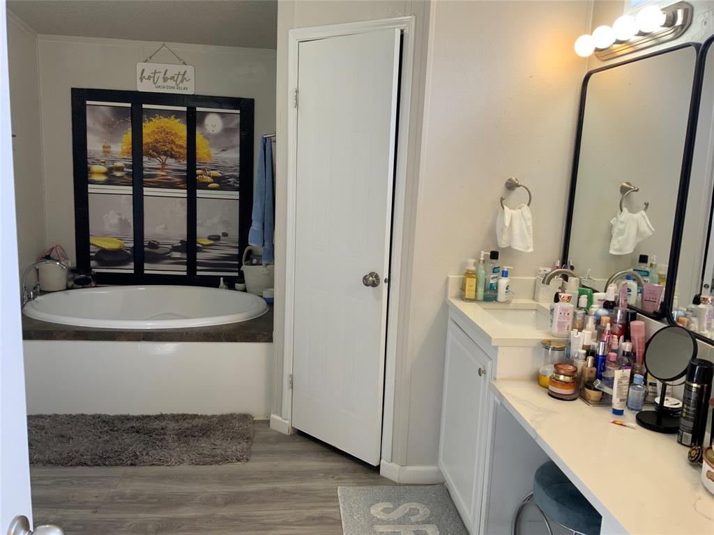 8944 Whiskers Road Quinlan, TX 75474 - Photo 12 of 23