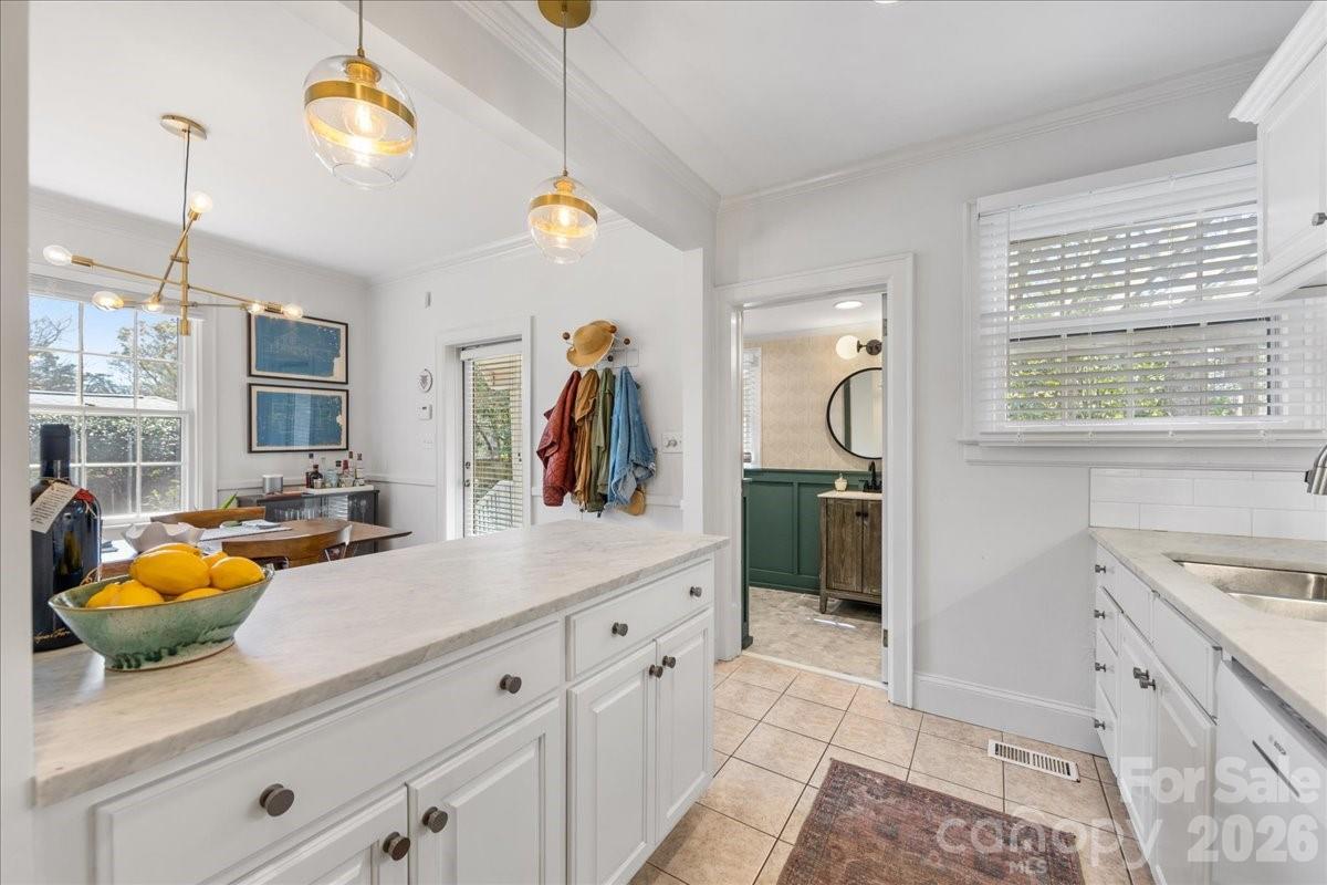 1620 Providence Road Charlotte, NC 28207 - Photo 17 of 40 Gallery Image 17
