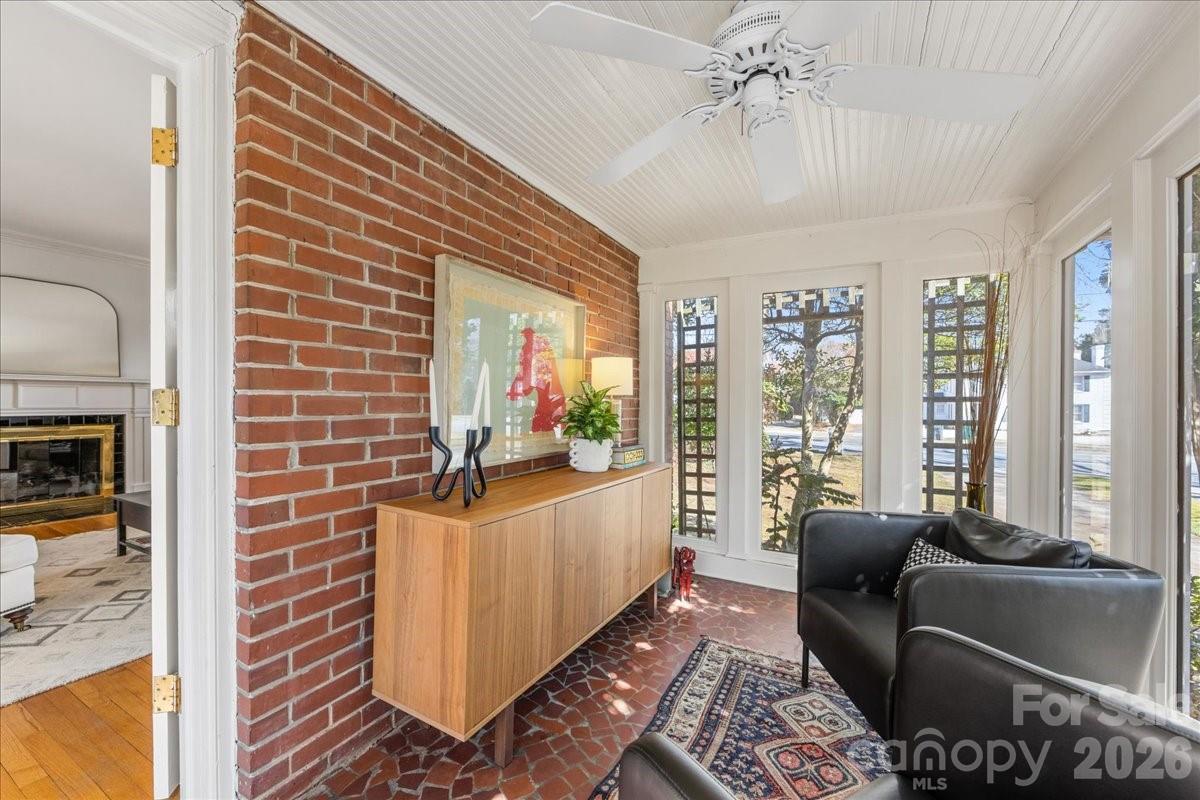 1620 Providence Road Charlotte, NC 28207 - Photo 8 of 40 Gallery Image 8