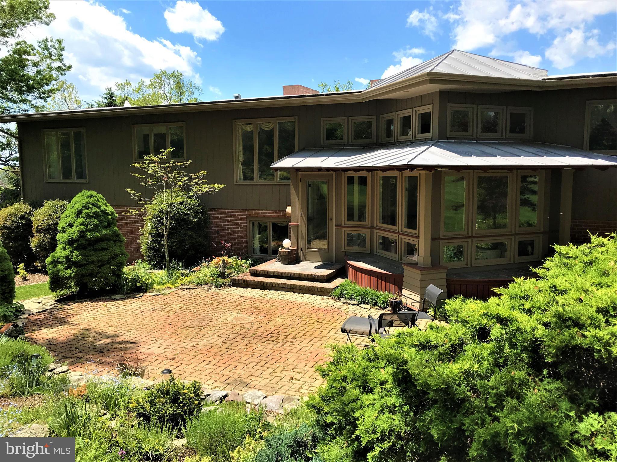 7428 Round Hill Road Frederick, MD 21702 - Photo 4 of 30