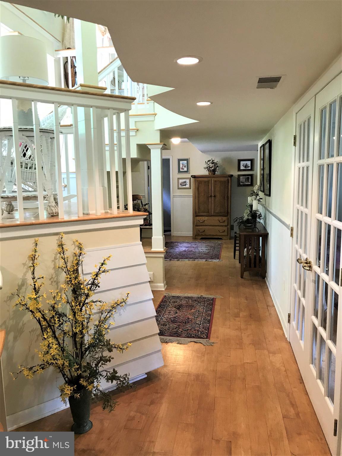 7428 Round Hill Road Frederick, MD 21702 - Photo 9 of 30