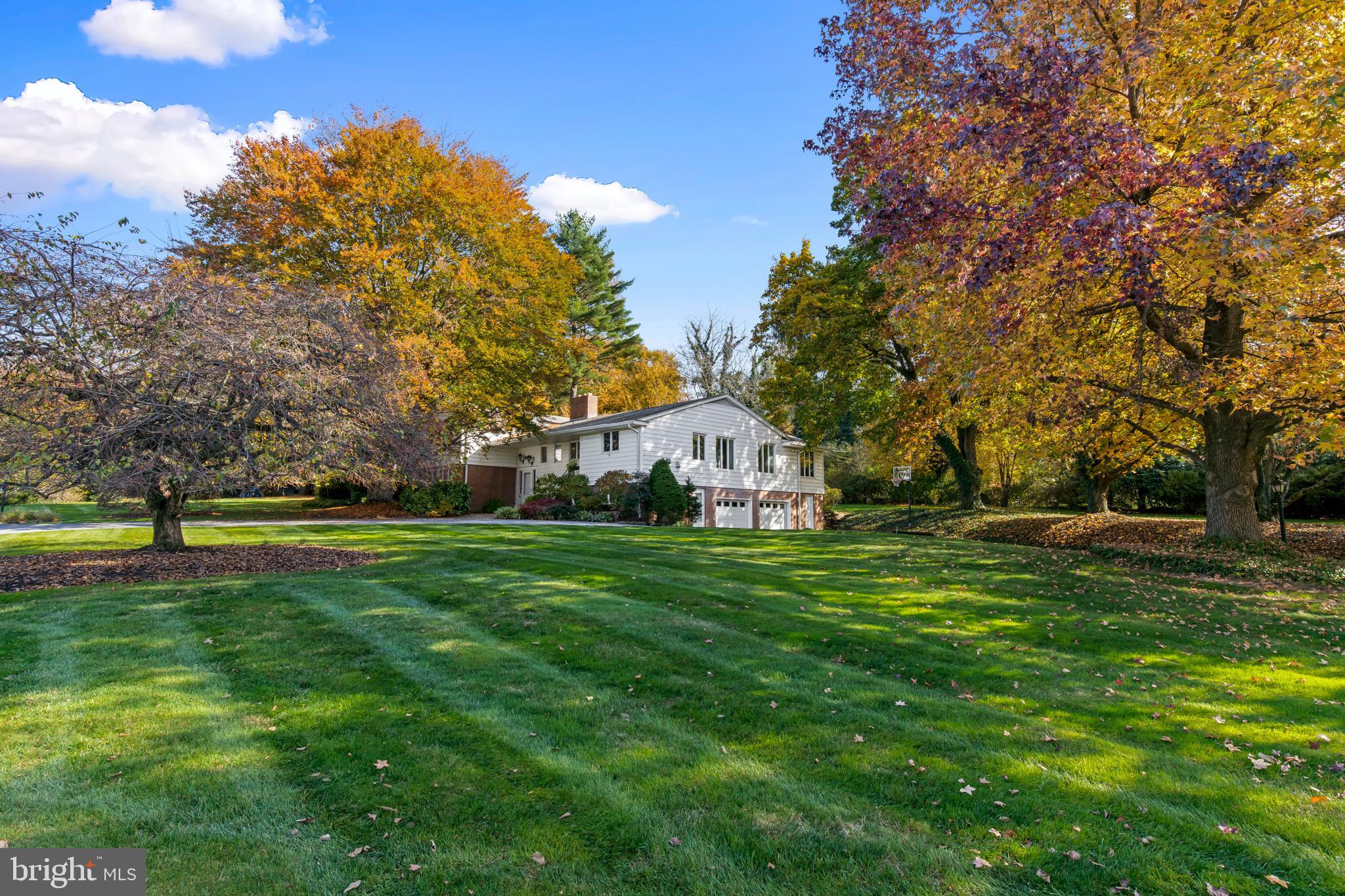 1530 Hillcrest Road Lancaster, PA 17603 - Photo 1 of 65 Gallery Image 1