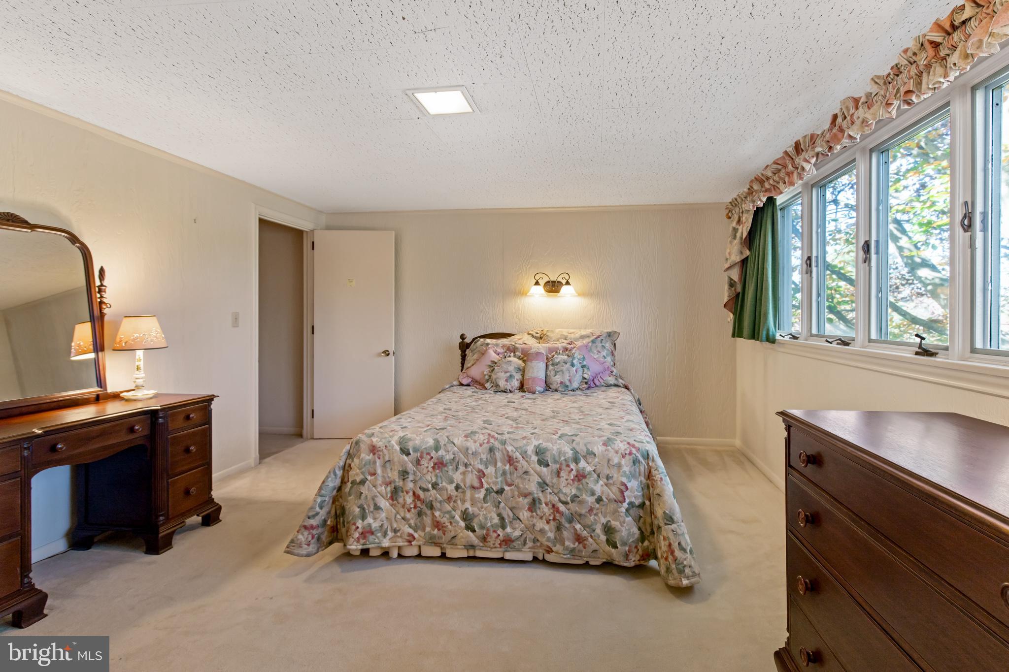 1530 Hillcrest Road Lancaster, PA 17603 - Photo 34 of 65 Gallery Image 34