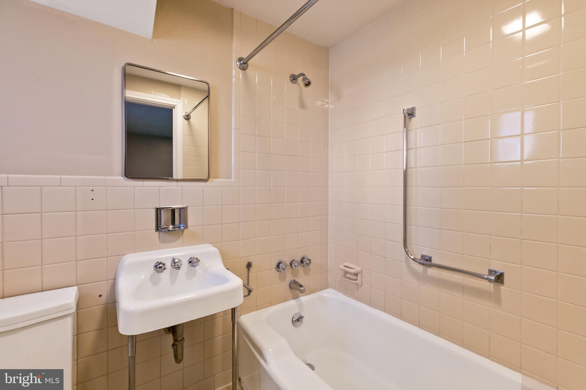 1530 Hillcrest Road Lancaster, PA 17603 - Photo 37 of 65 Gallery Image 37