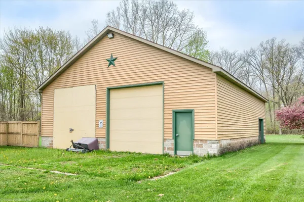 $450,000 | 6453 Johnson Road, Flushing, MI 48433