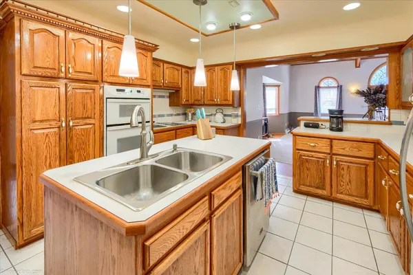 $450,000 | 6453 Johnson Road, Flushing, MI 48433