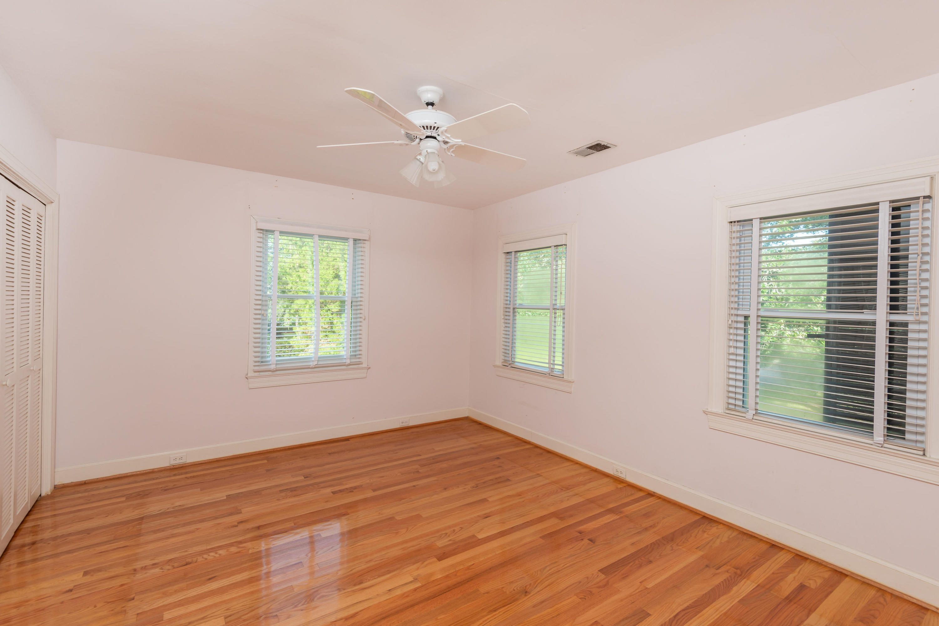 5 Broughton Road Charleston, SC 29407 - Photo 21 of 30 Guest Bedroom 2