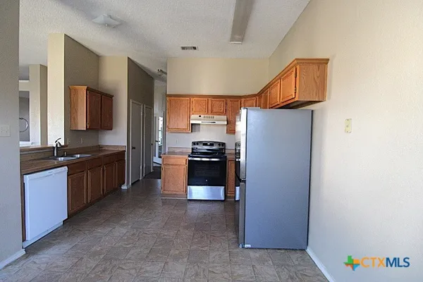 $1,525 | 401 East Hogan Drive, Copperas Cove, TX 76522