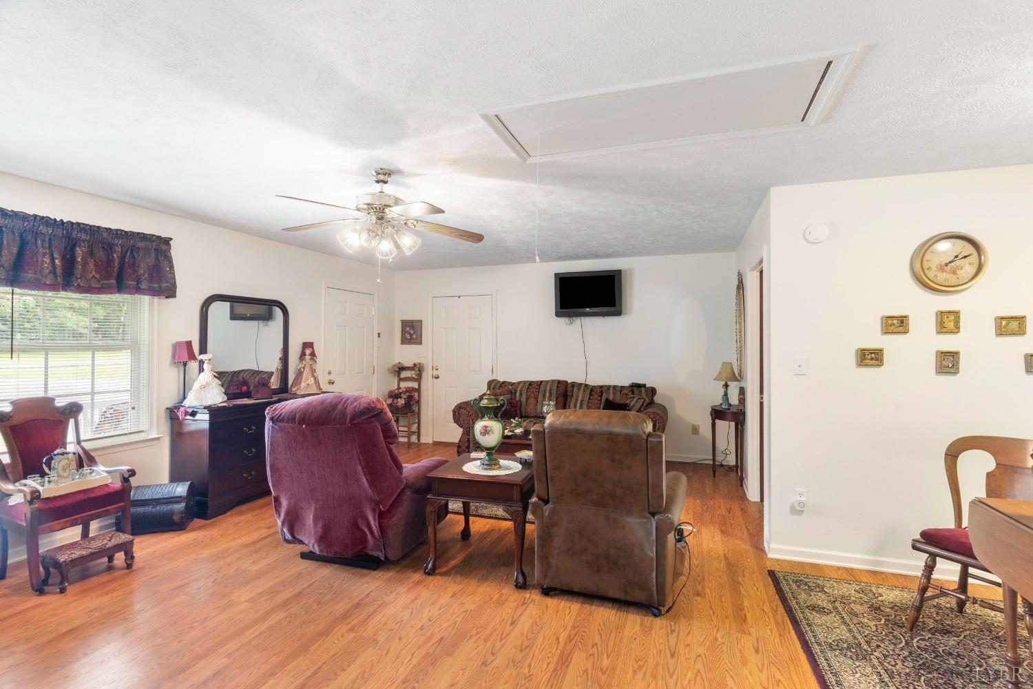 8682 Nutbush Road Green Bay, VA 23942 - Photo 57 of 61 Mother-in-law Suite