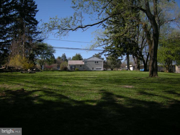 3420 Horton Road Newtown Square, PA 19073 - Photo 5 of 24 Exterior Back