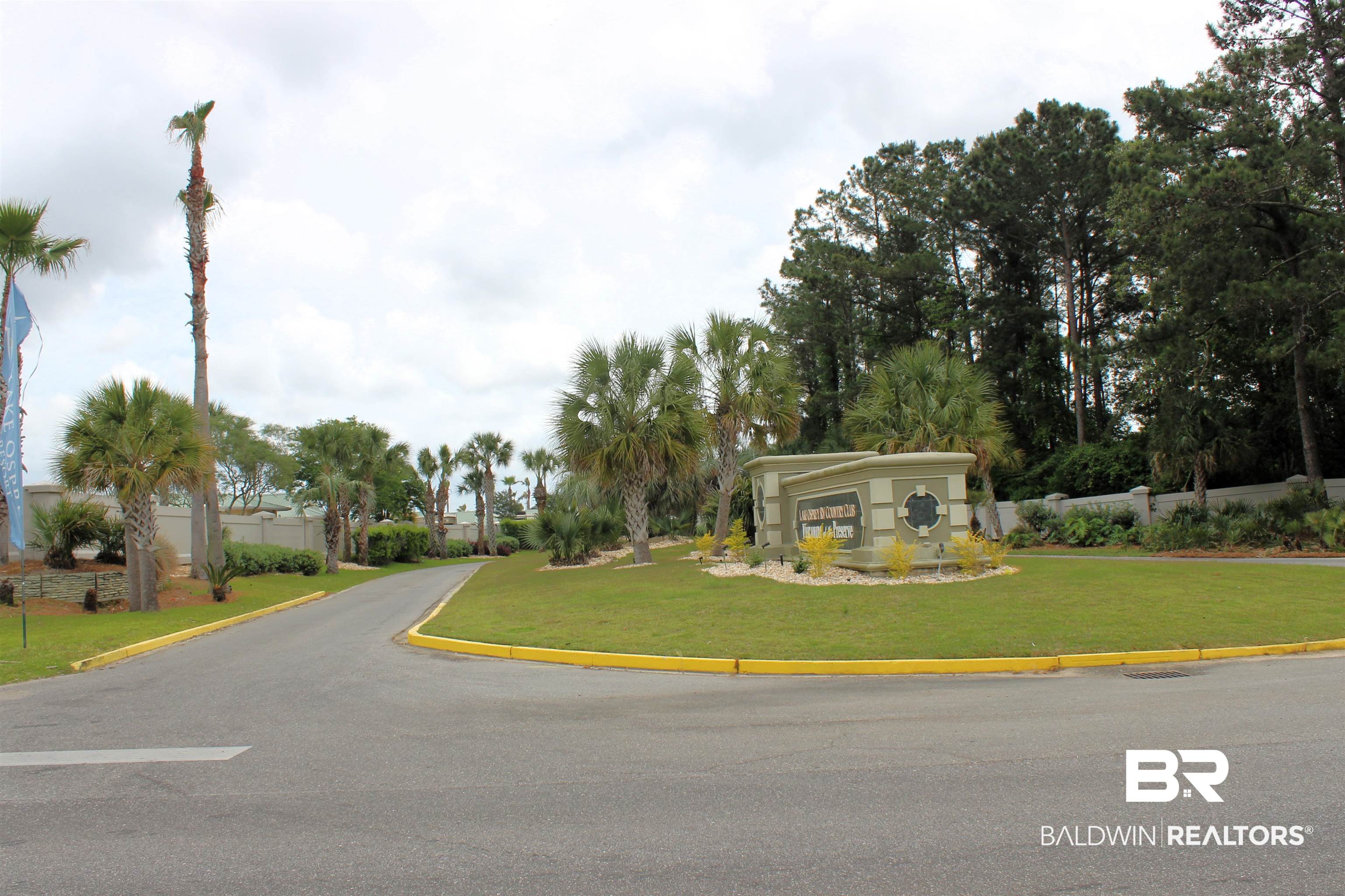 11869 Gateway Drive Elberta, AL 36530 - Photo 4 of 78 Entrance