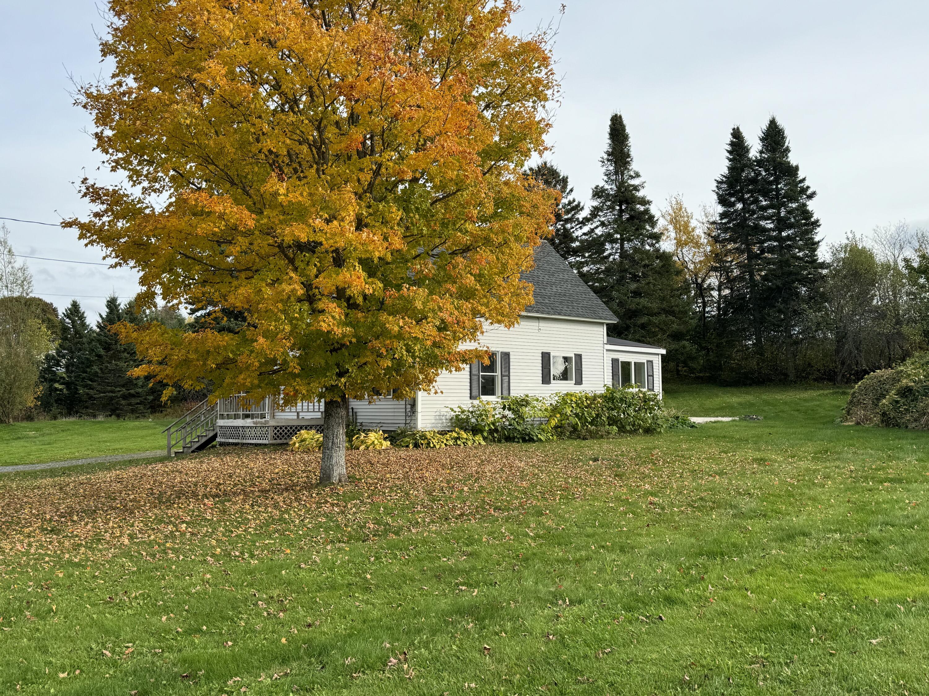 1546 Main Street Mapleton, ME 04757 - Photo 3 of 28 IMG_0615