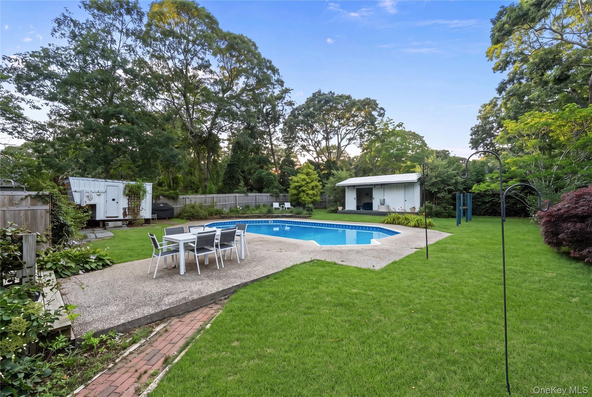 36 Argonne Road West Hampton Bays, NY 11946 - Photo 16 of 21