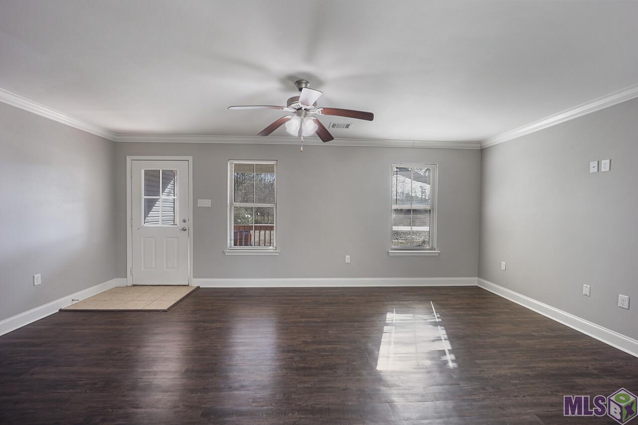 25243 Wax Road Denham Springs, LA 70726 - Photo 4 of 16 Gallery Image 4