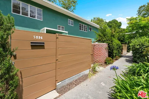 $685,000 | 5226 Village Green, Los Angeles, CA 90016