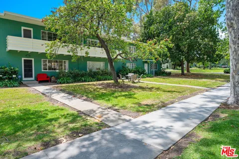 $685,000 | 5226 Village Green, Los Angeles, CA 90016