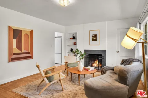 $685,000 | 5226 Village Green, Los Angeles, CA 90016
