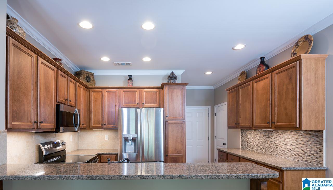411 Ballantrae Road Pelham, AL 35124 - Photo 10 of 34
