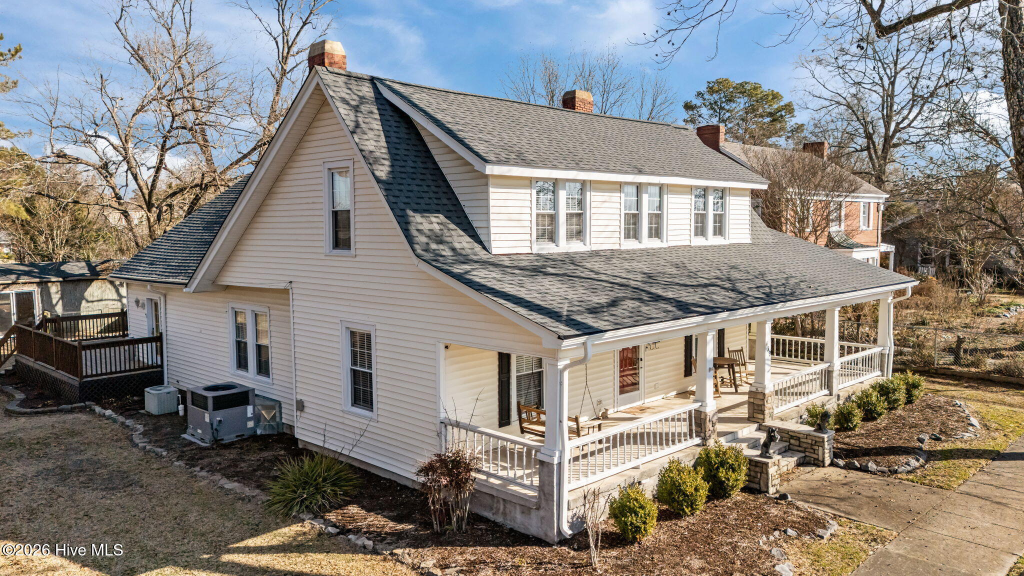 439 Second Street Ayden, NC 28513 - Photo 11 of 55 11-web-or-mls-DJI_20260206095813_0135_D