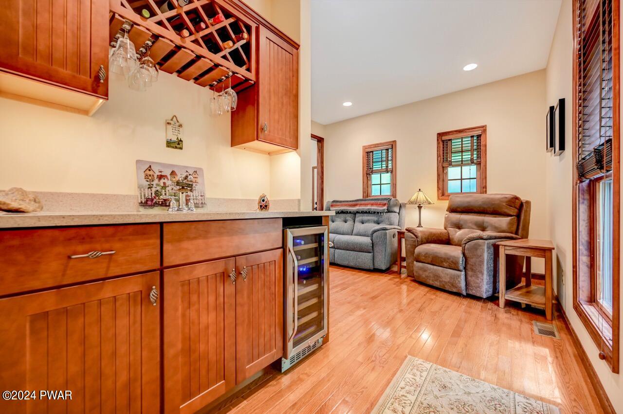 101 Rosewood Drive Greentown, PA 18426 - Photo 16 of 85 Wet Bar