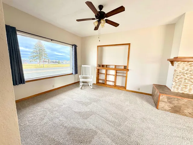 $279,000 | 402 East 2nd Street, Superior, WI 54880