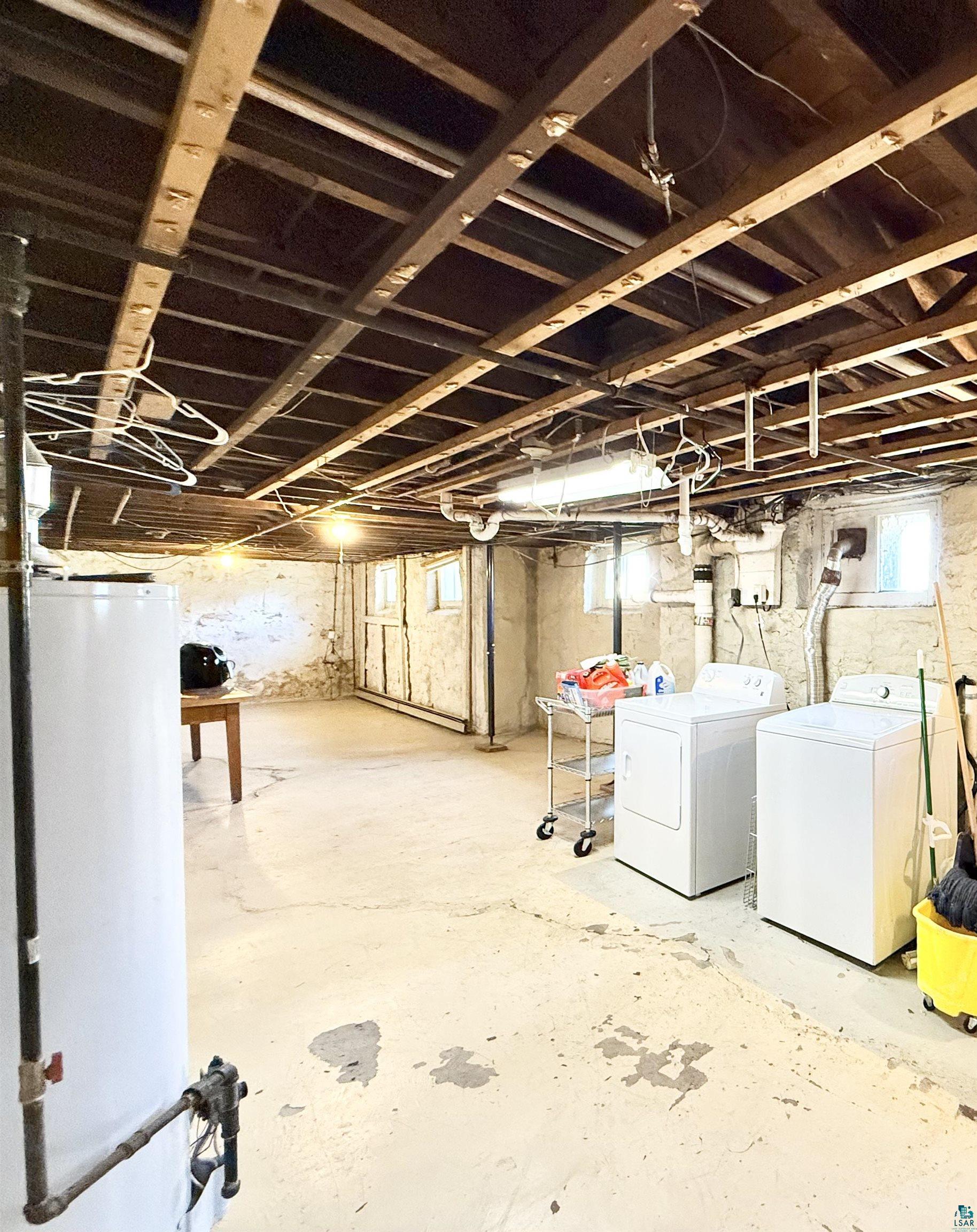 402 East 2nd Street Superior, WI 54880 - Photo 30 of 35