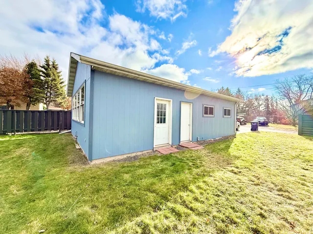 $279,000 | 402 East 2nd Street, Superior, WI 54880