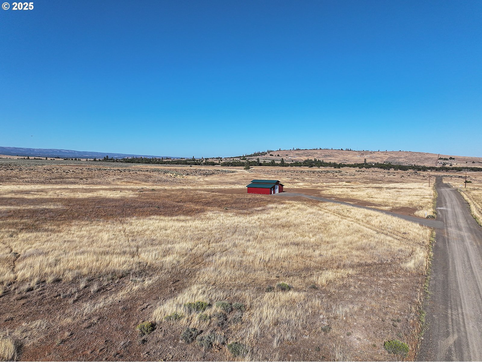 17 Lightning Lane Goldendale, WA 98620 - Photo 5 of 16 a view of beach and ocean