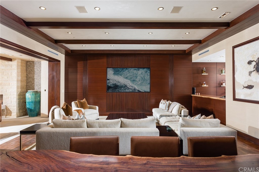 33 Strand Beach Drive Dana Point, CA 92629 - Photo 35 of 54 a living room with furniture