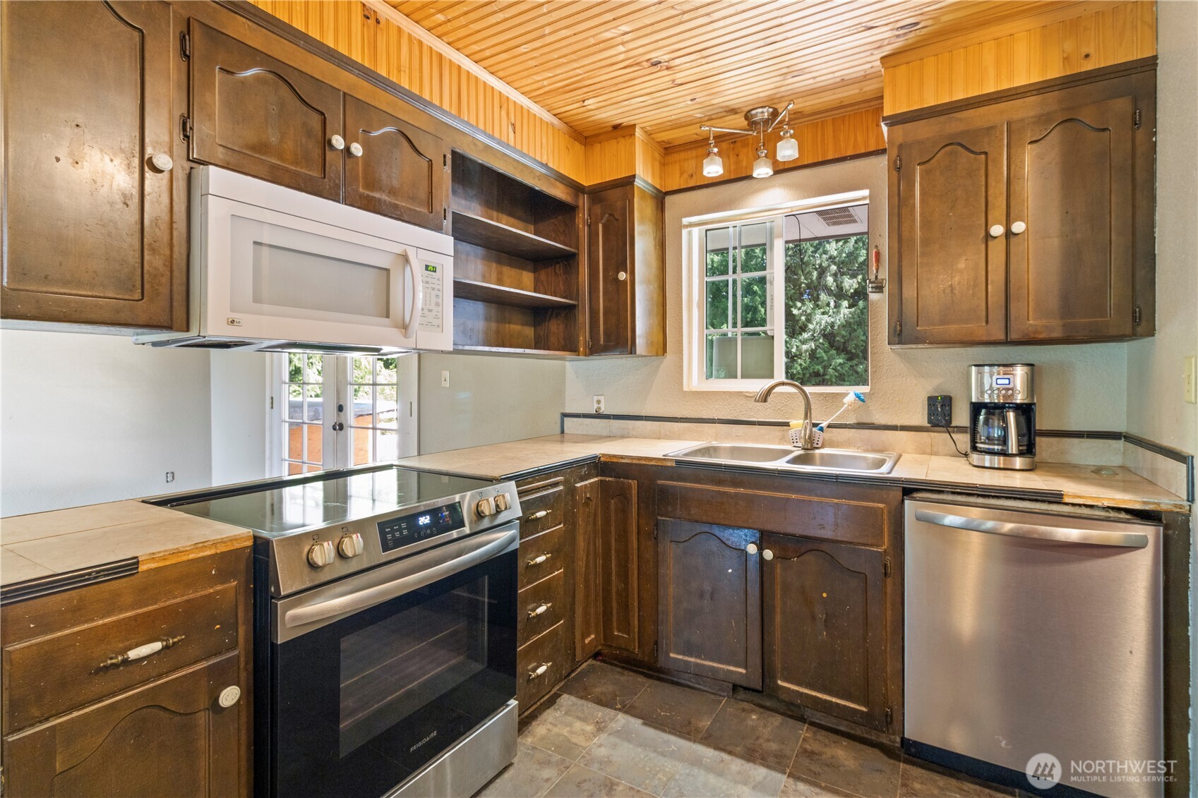 131 East Rasor Road Belfair, WA 98528 - Photo 25 of 40 Gallery Image 25