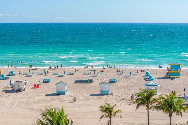 $5,000 | 1500 Ocean Drive, Unit PH10, Miami Beach, FL 33139
