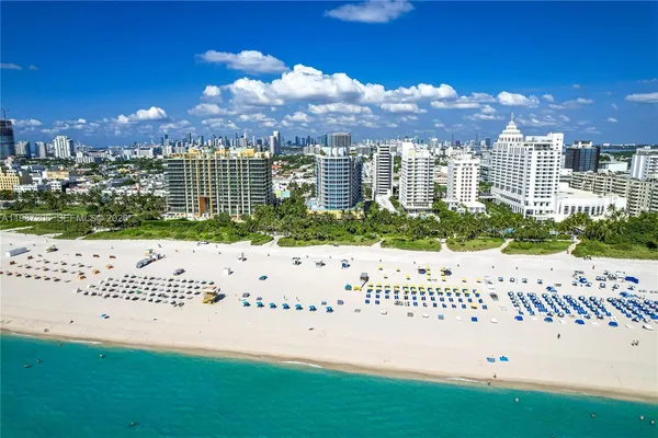 $5,000 | 1500 Ocean Drive, Unit PH10, Miami Beach, FL 33139